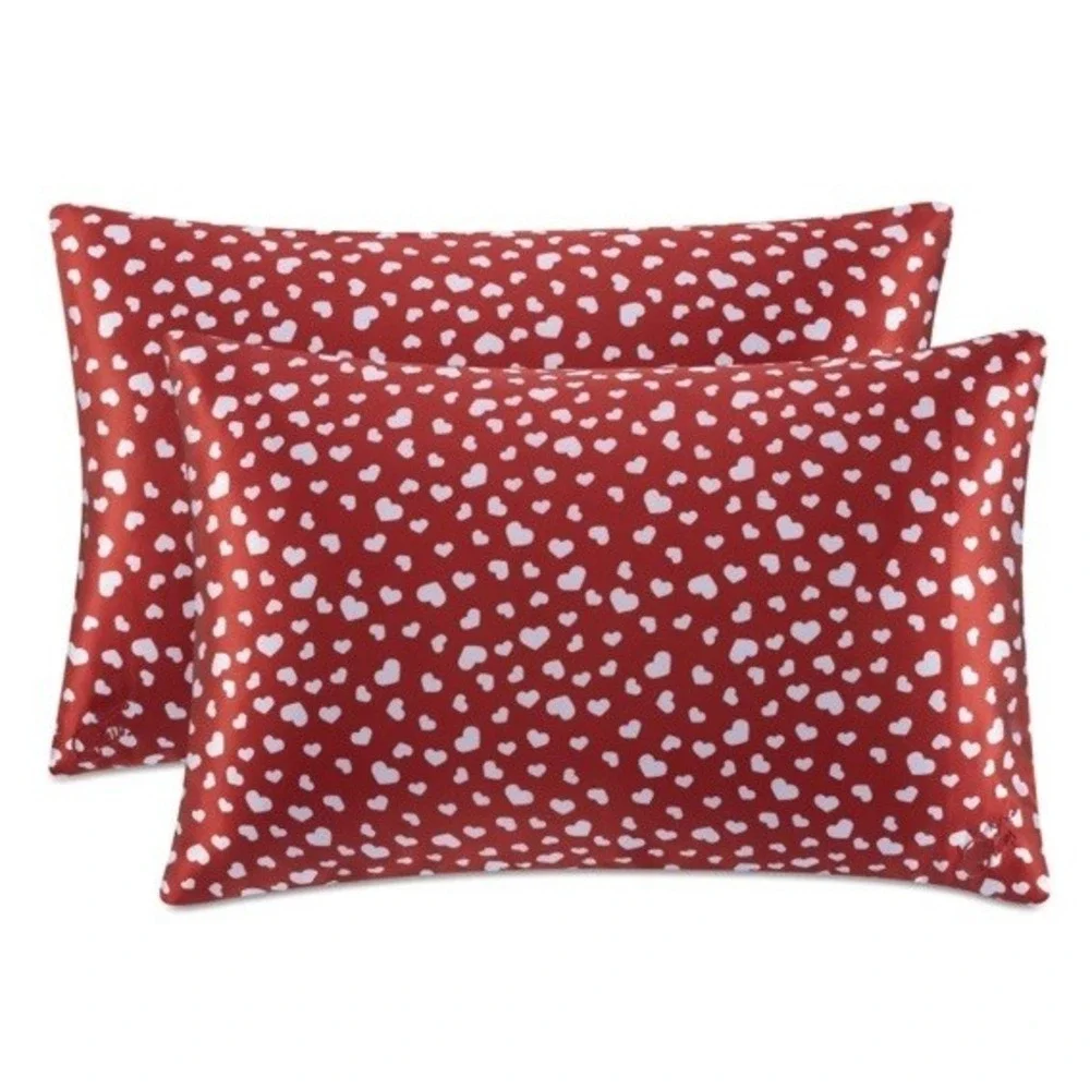 Paris Hilton Red Satin Pillowcase Set w/ White Hearts Standard 2-Pack Valentines